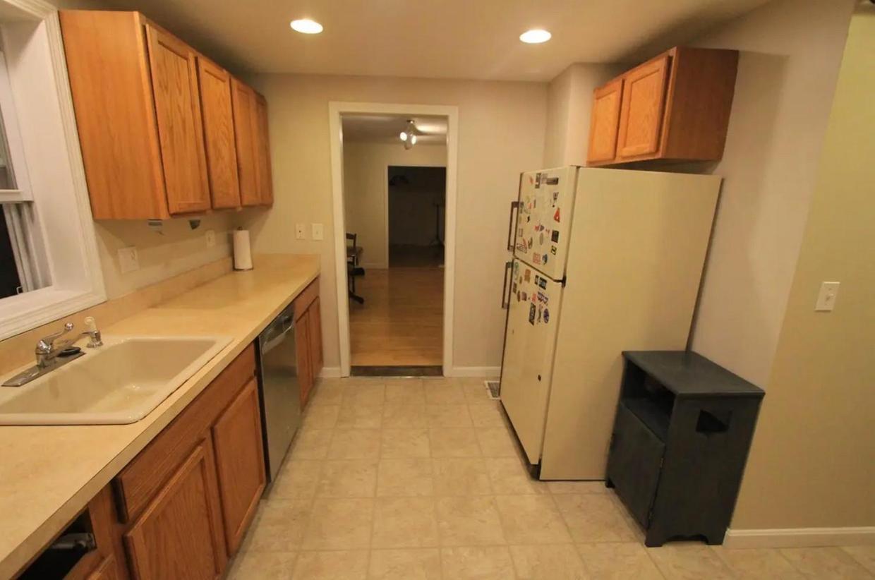 Superp South End Apartment Бърлингтън Екстериор снимка