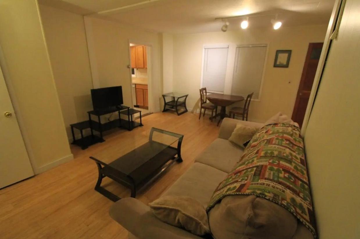 Superp South End Apartment Бърлингтън Екстериор снимка